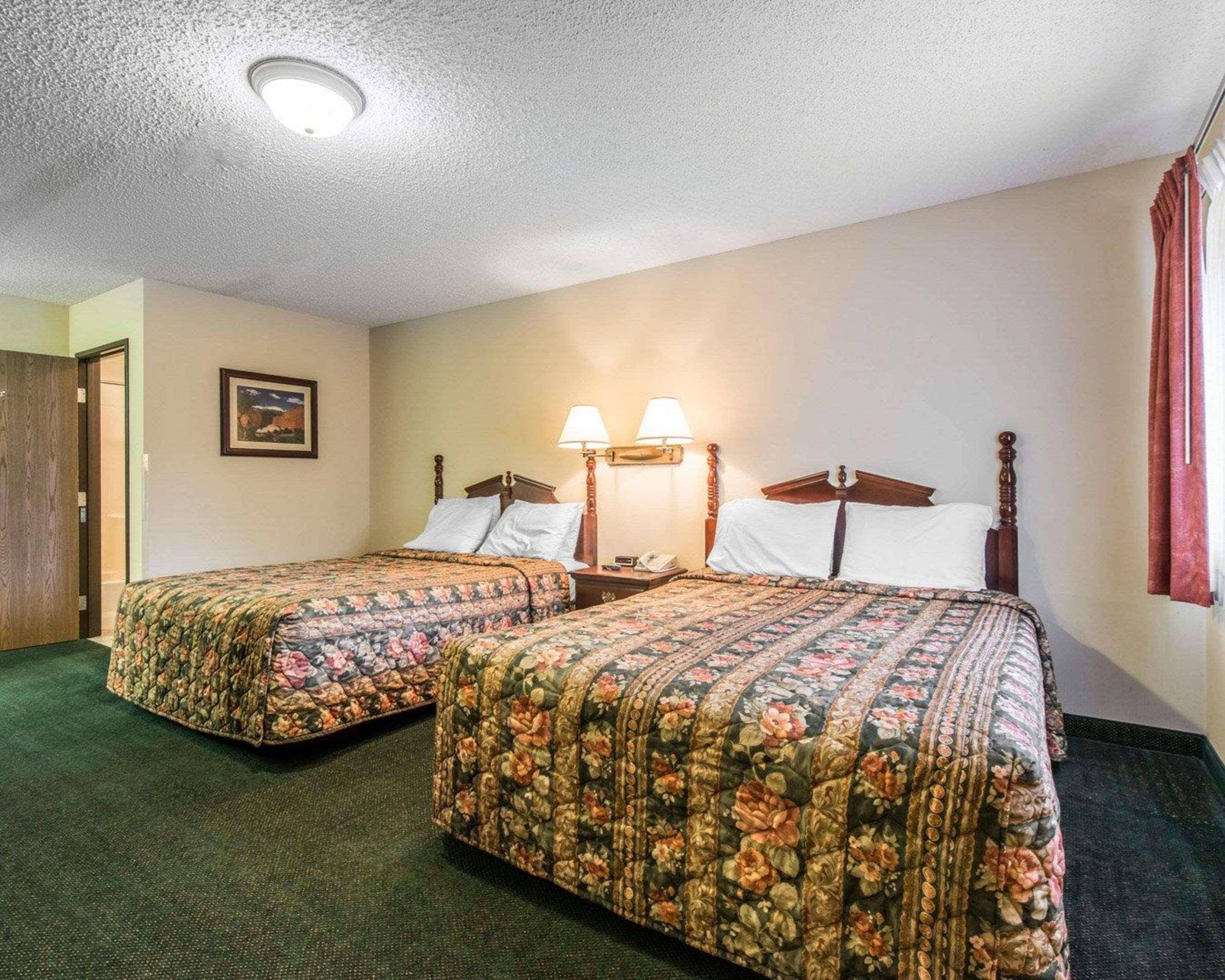 Econo Lodge Inn&Suites Manitou Springs Esterno foto