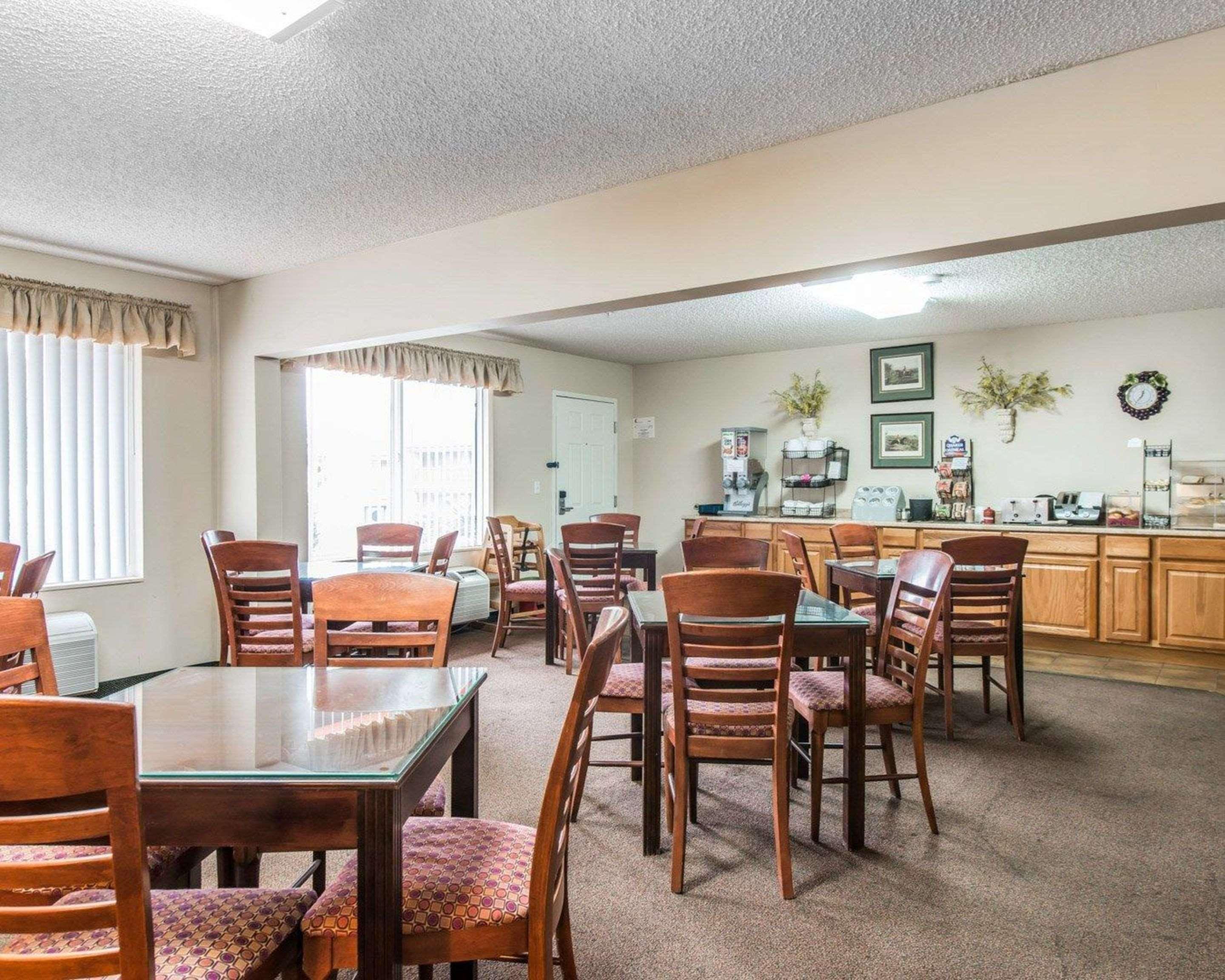 Econo Lodge Inn&Suites Manitou Springs Esterno foto